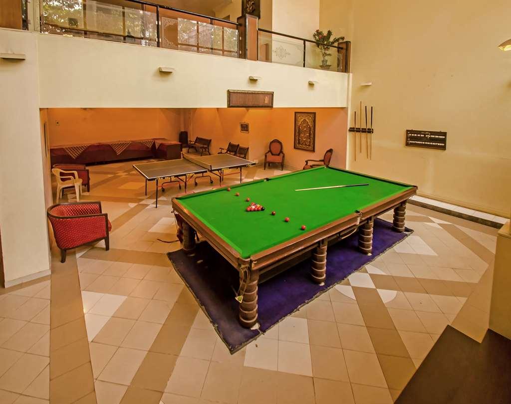 Quality Inn Regency, Nashik Interieur foto