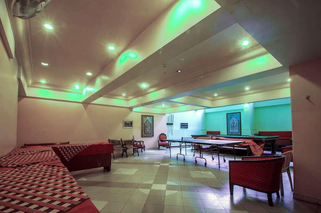Quality Inn Regency, Nashik Interieur foto