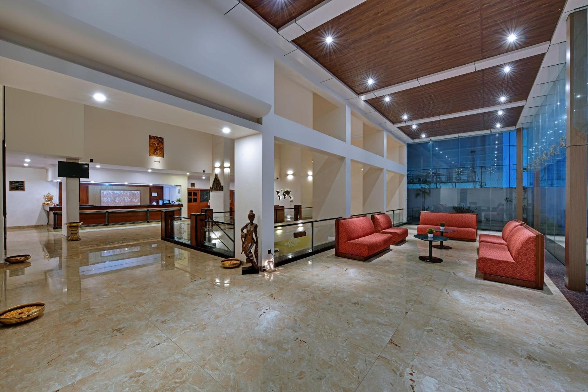 Quality Inn Regency, Nashik Buitenkant foto
