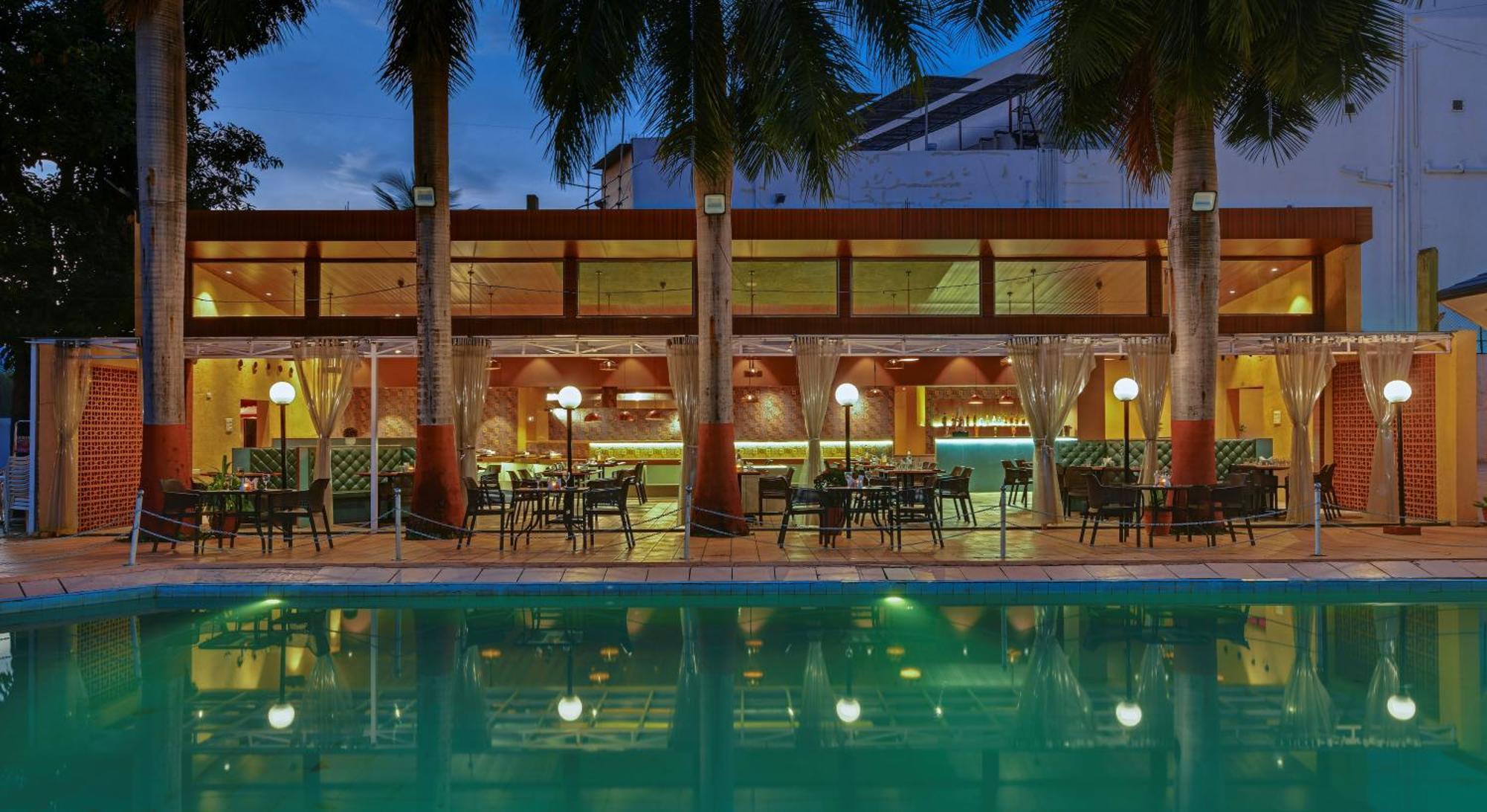 Quality Inn Regency, Nashik Buitenkant foto